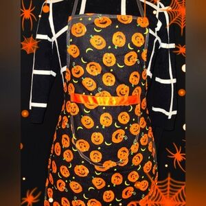 Handmade Festive Pumpkin Patch Apron with One Pocket - Fits S-XL